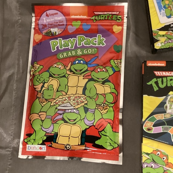 NWT Teenage Mutant Ninja Turtles Toy Gift Bundle- 9pc. - Picture 14 of 16